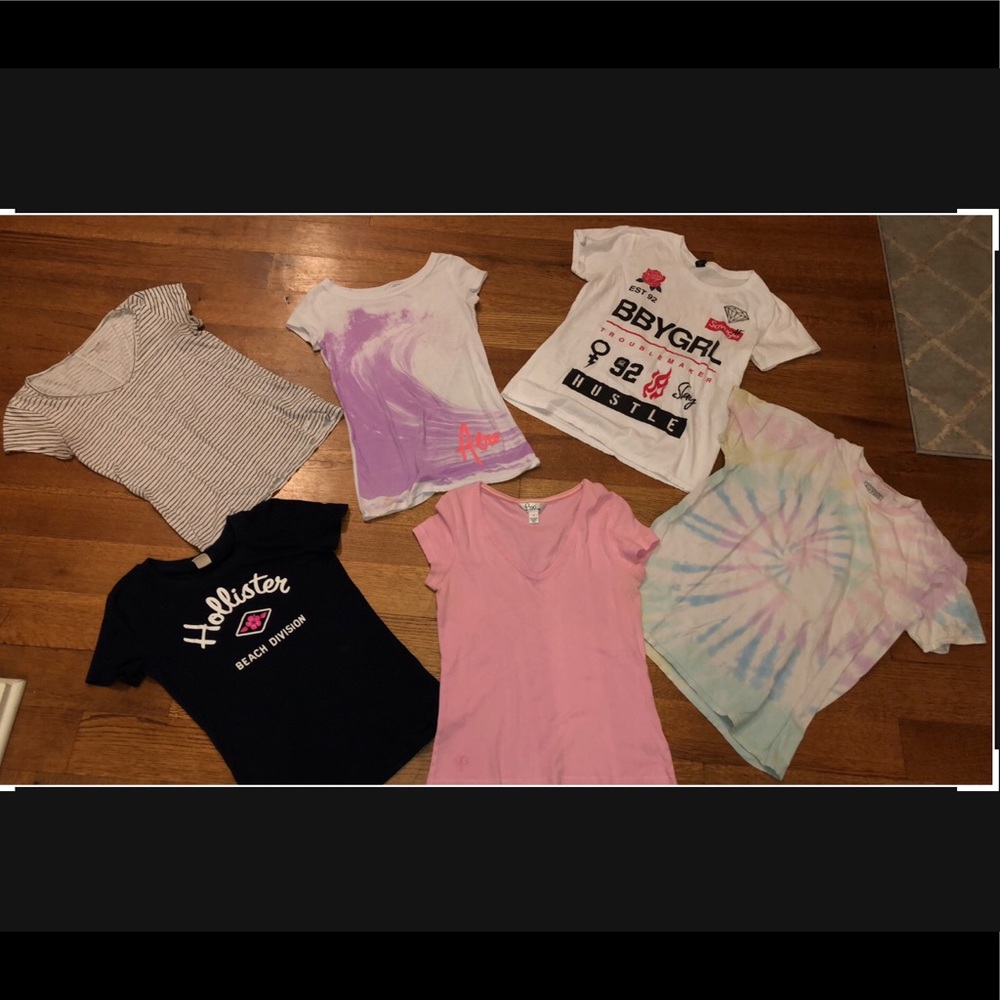 Lots of women’s clothes